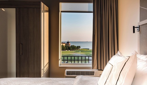 Suite, Multiple Beds, Non Smoking