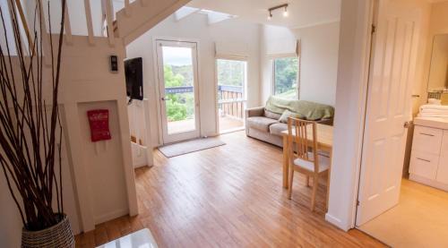 Chalet with Spa Bath