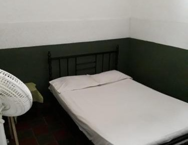 Standard Twin Room with Shared Bathroom