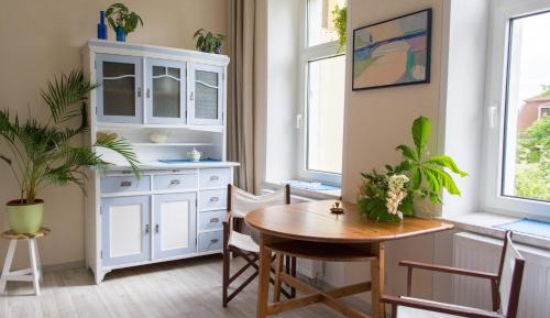 Apartment with Garden View