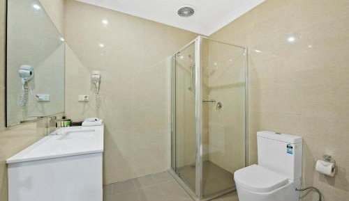 Executive Queen Room - Non-Smoking