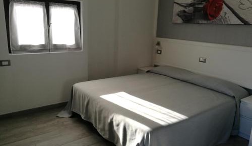 Superior Double or Twin Room with Lake View