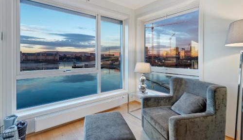 Superior Apartment with City View