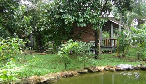 Villa with Garden View