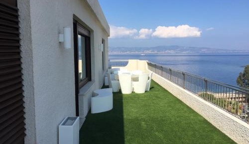 Penthouse Apartment with Sea View (3 Adults)