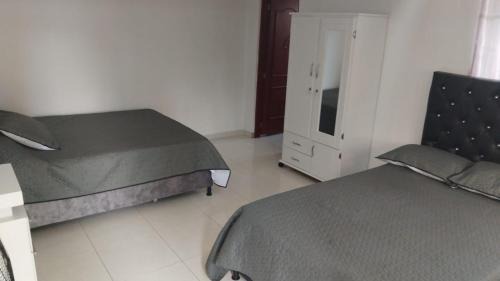 Deluxe Double Room (2 Adults + 1 Child)