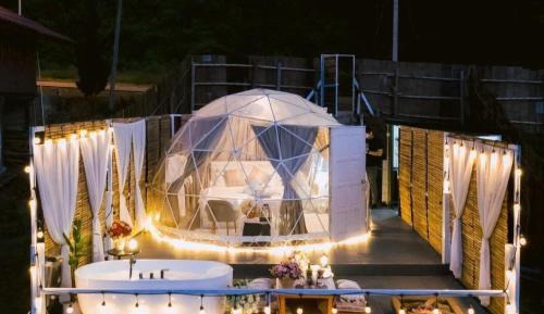 Queen Room with Garden View