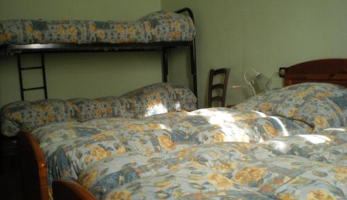 Quadruple Room with Private Bathroom