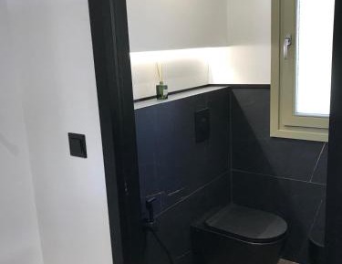 Queen Suite with Spa Bath