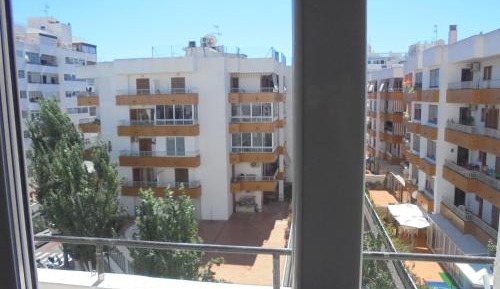 Double Room with Shared Toilet