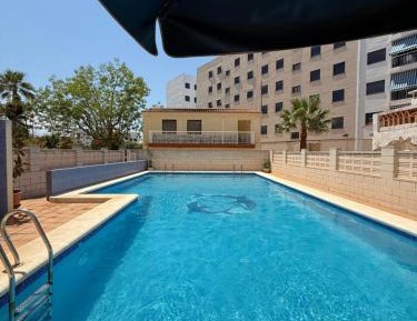 Two-Bedroom Deluxe Apartment with Balcony