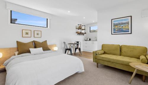 One-Bedroom House