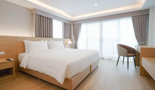 Standard King Room
