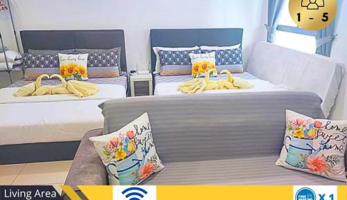 One-Bedroom Apartment with Balcony