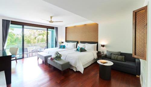 Mini Suite with Balcony (2 Adults)