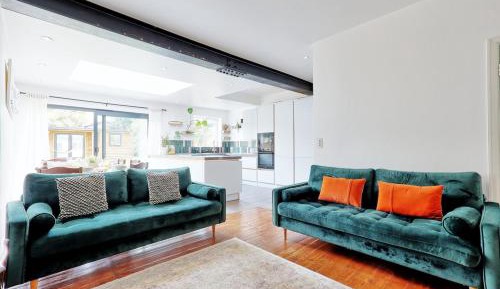 Four-Bedroom Holiday Home