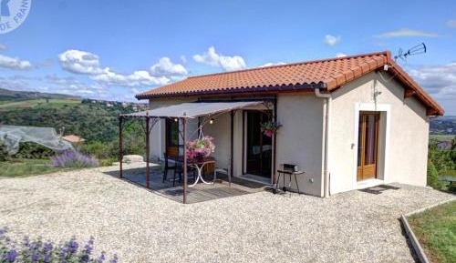 Holiday Home (3 adults)