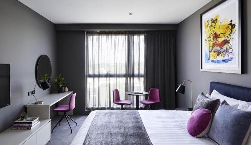 Queen Room