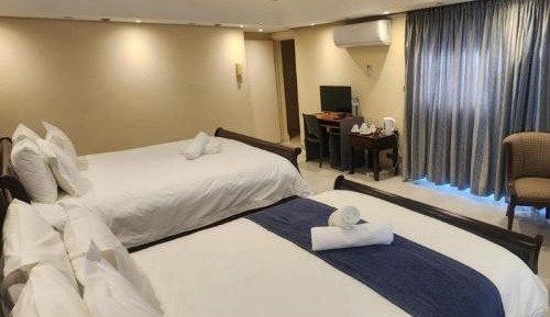 Deluxe King Room