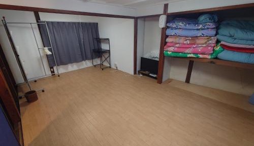 Japanese-Style Room