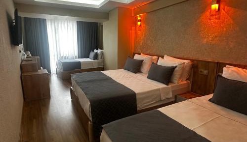 Quadruple Room with Balcony