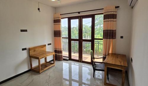 Deluxe Double or Twin Room with Balcony