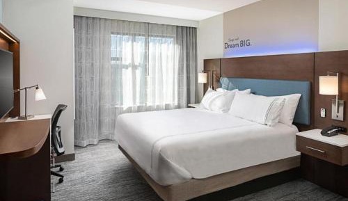 Standard King Room