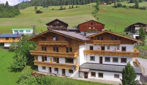 Superior Chalet