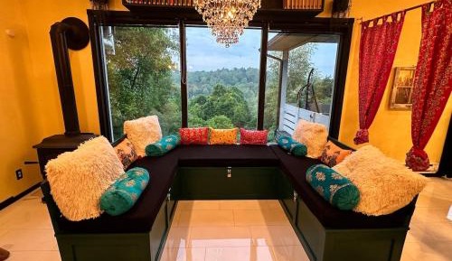 Studio with Balcony