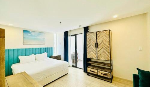 Deluxe King Room