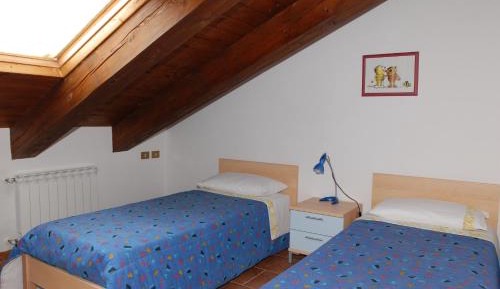 Small Twin Room