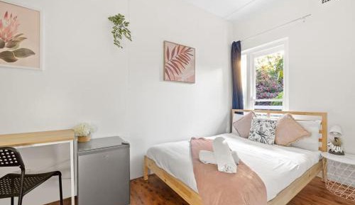 Standard Double Room with Shared Bathroom