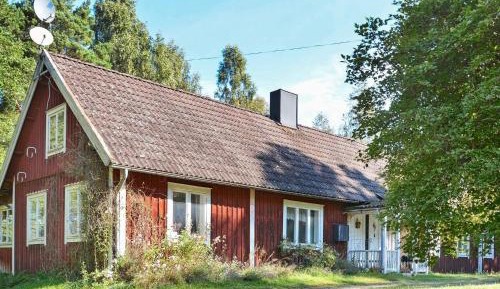 Four-Bedroom Holiday Home