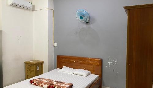 Standard King Room