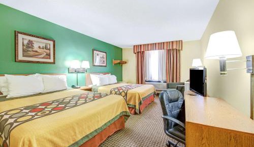 Queen Room with Two Queen Beds - Non-Smoking