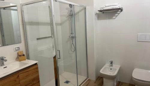 Room #1475216001
