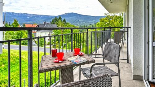 One-Bedroom Apartment with Balcony