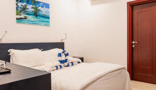 Standard King Room