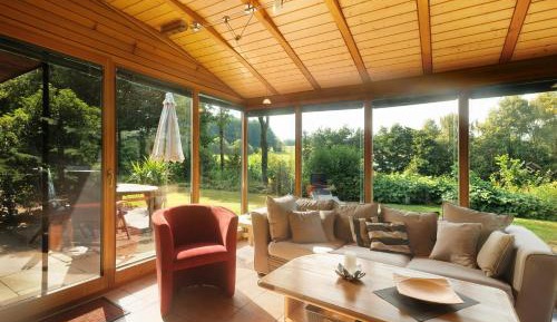 Superior One-Bedroom Apartment