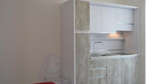 Deluxe Room (2 Adults + 1 Child)