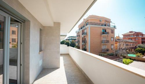 One-Bedroom Apartment with Terrace