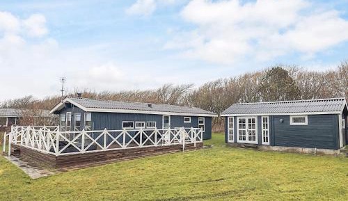 Three-Bedroom Holiday Home 