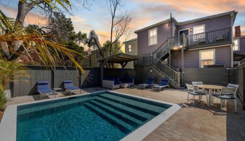 Suite with Private Pool