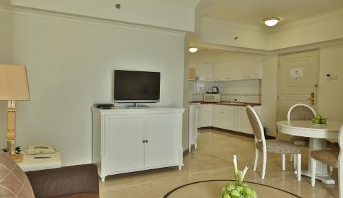One-Bedroom Suite