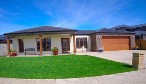 Four-Bedroom Holiday Home