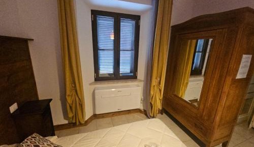 Deluxe Room (2 Adults + 1 Child)
