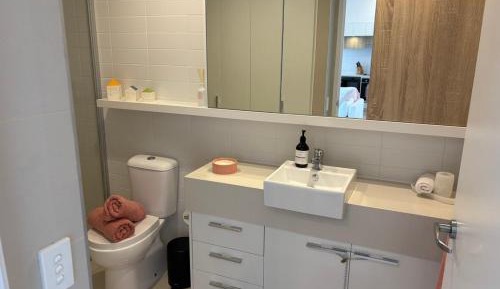 Room #1365679201