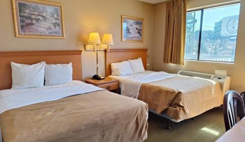 Double Room with Two Double Beds - Non-Smoking