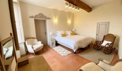 Deluxe Double Room with Bath