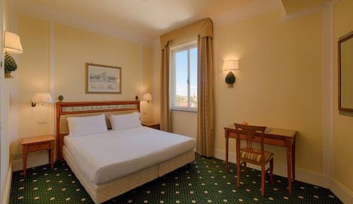 Standard Twin Room with Panoramic View 